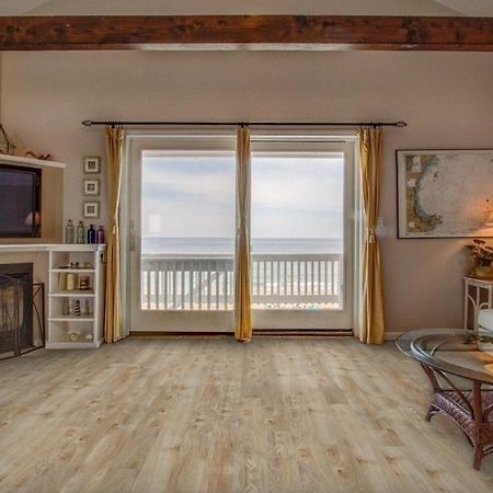 Oceanfront Penthouse With Family & Friends Villa Salisbury Exterior photo